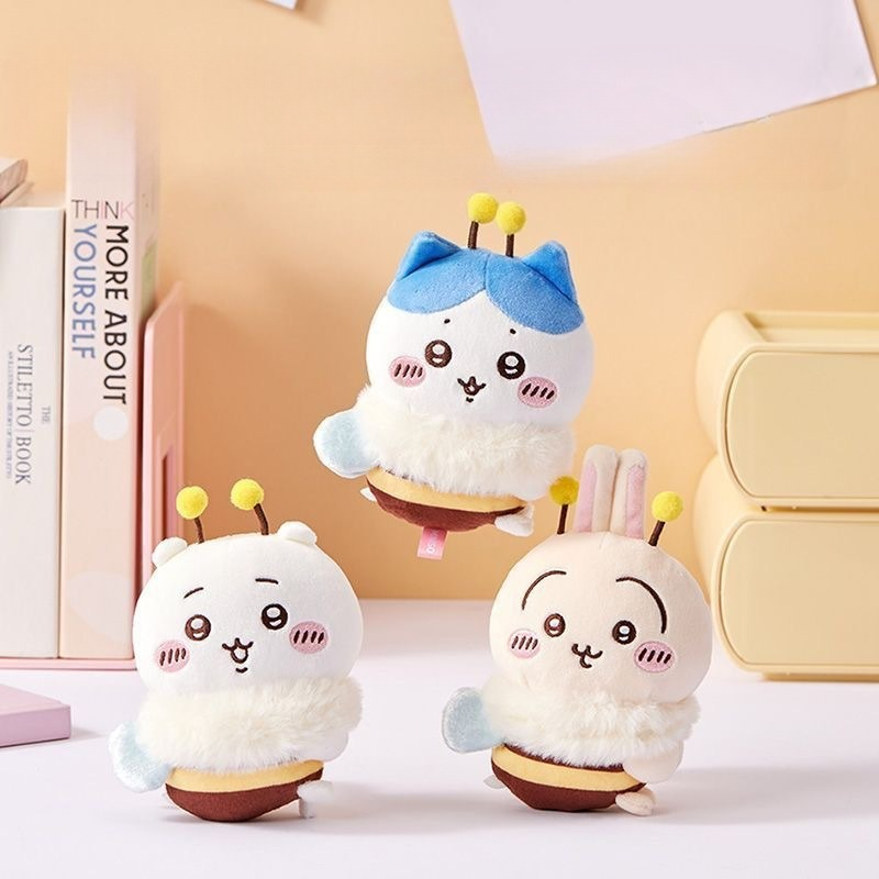 Car Accessories For Interior - 꿀벌 시리즈 만화 귀여운 하치와레 우사기